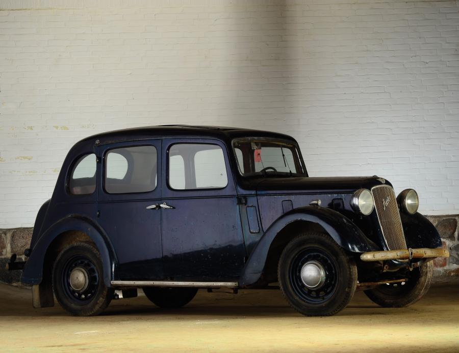  Austin Ten Cambridge Saloon 1936 года  (фото 1 из 6)
